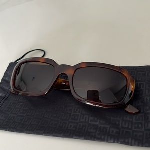SONIA RYKIEL SUNGLASSES- Turtle print- NWOT!!!!!